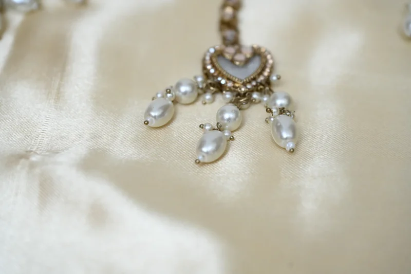 Sitara Mother of White Pearls Semi-Bridal Set - Image 2
