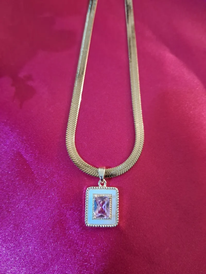 Gulshan-e-Gulabi Chain