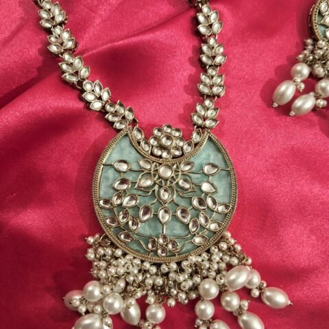 Chandni Mint Green Kundan Haar