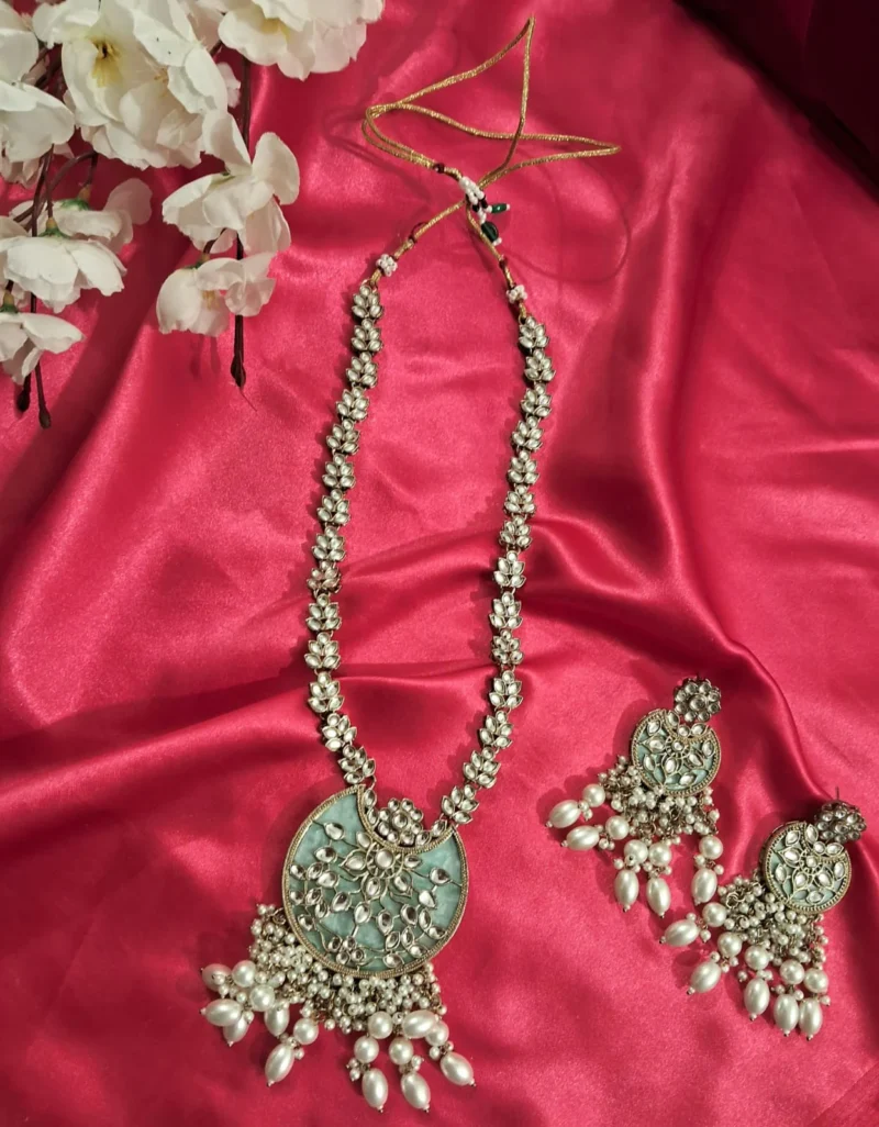 Chandni Mint Green Kundan Haar - Image 3