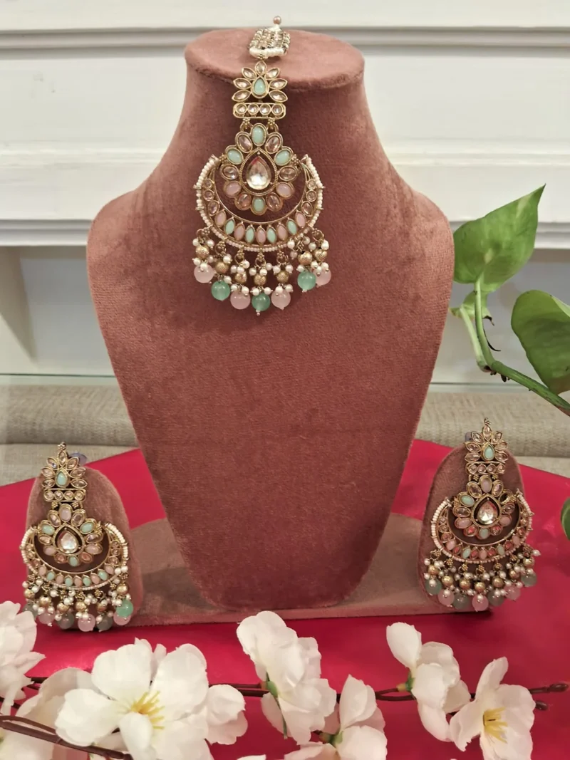 Rang-e-Ruhaani Chandbalis with Tikka - Image 3