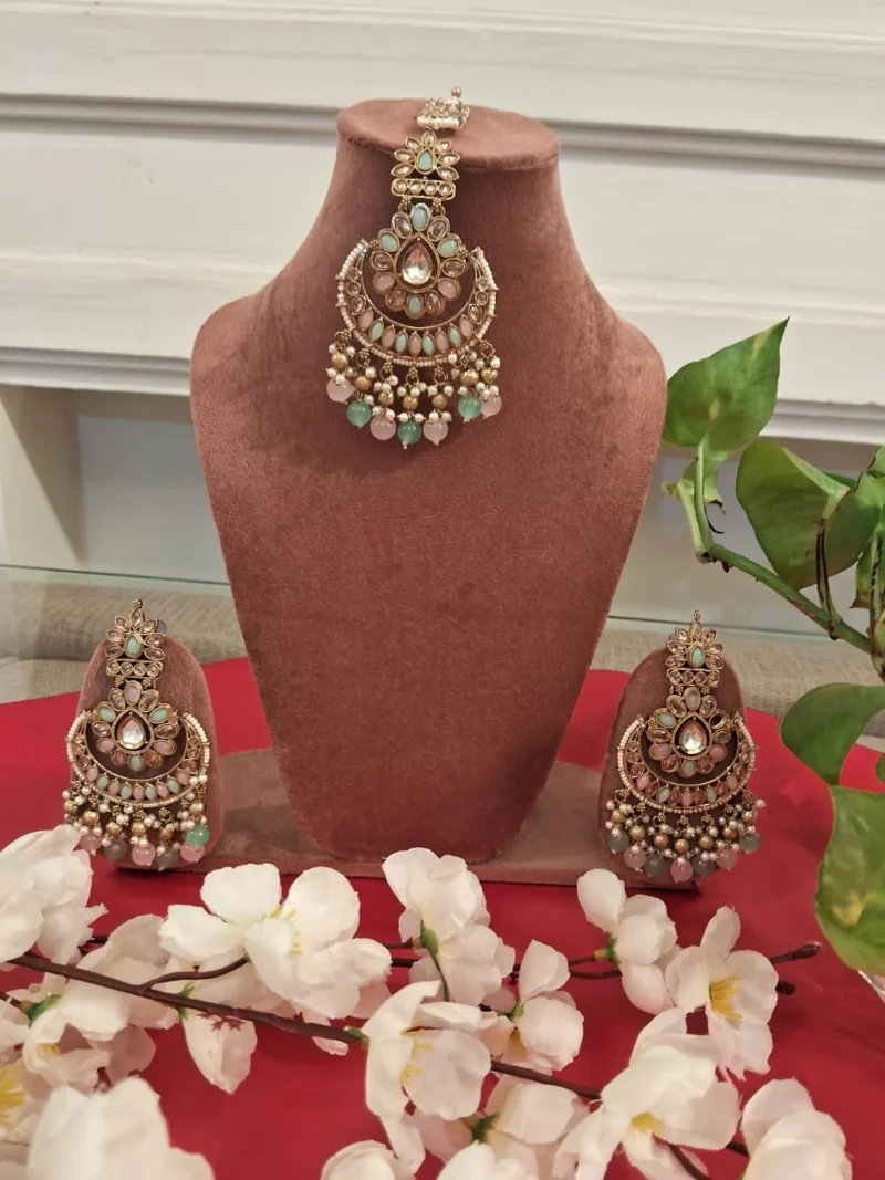 Rang-e-Ruhaani Chandbalis with Tikka - Image 5