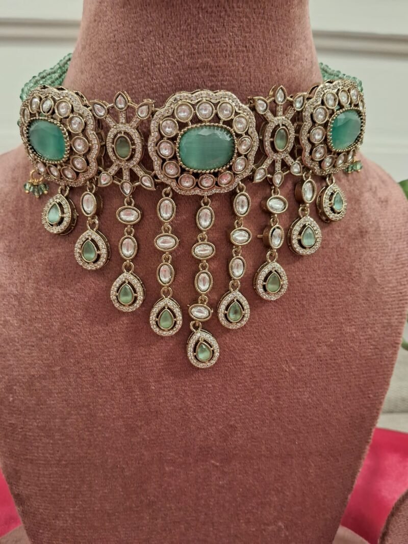 Glow in Green Glamour