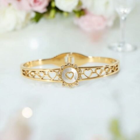 Heart Glow Anti-Tarnish Love Bracelet – Gold Finish