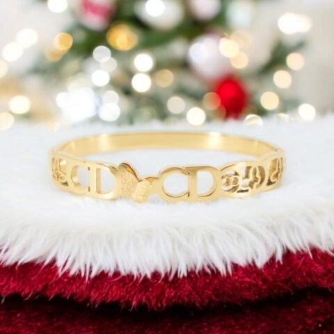 Butterfly Charm Initial Bracelet – Anti-Tarnish Gold Finish