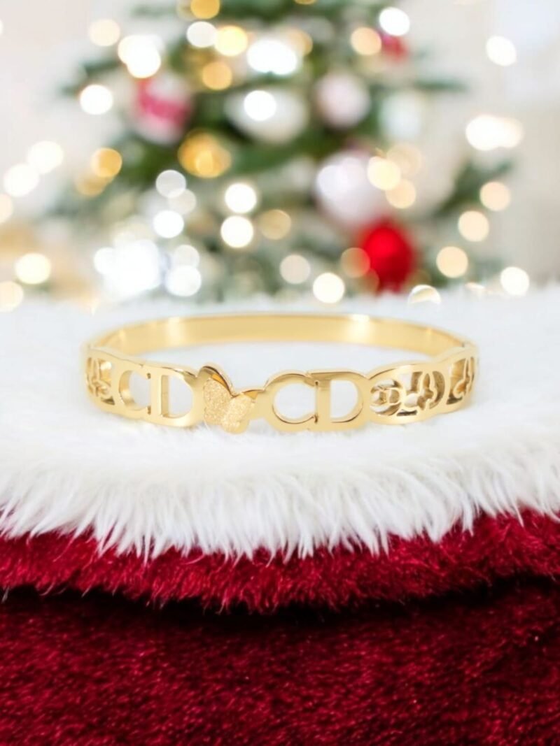Butterfly Charm Initial Bracelet – Anti-Tarnish Gold Finish