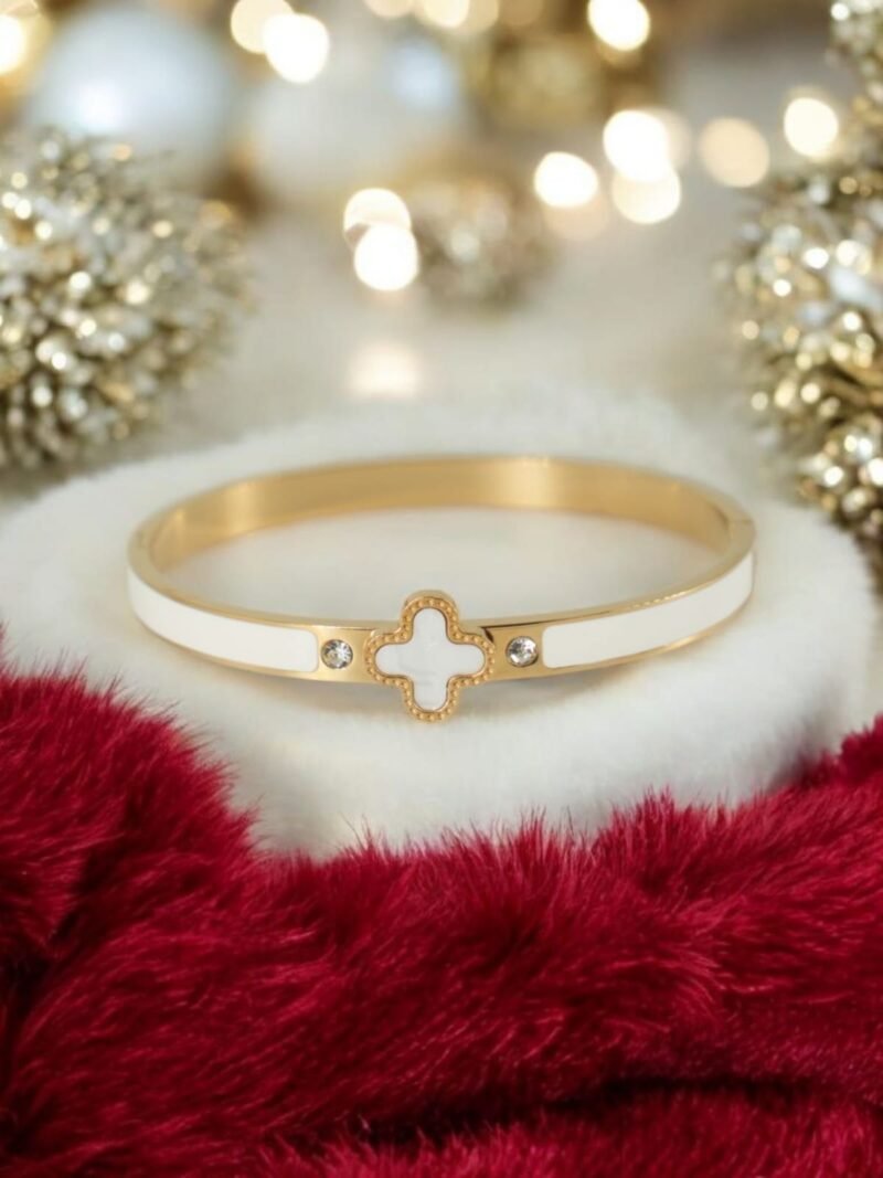 White Enamel Clover Bracelet – Anti-Tarnish Golden Touch