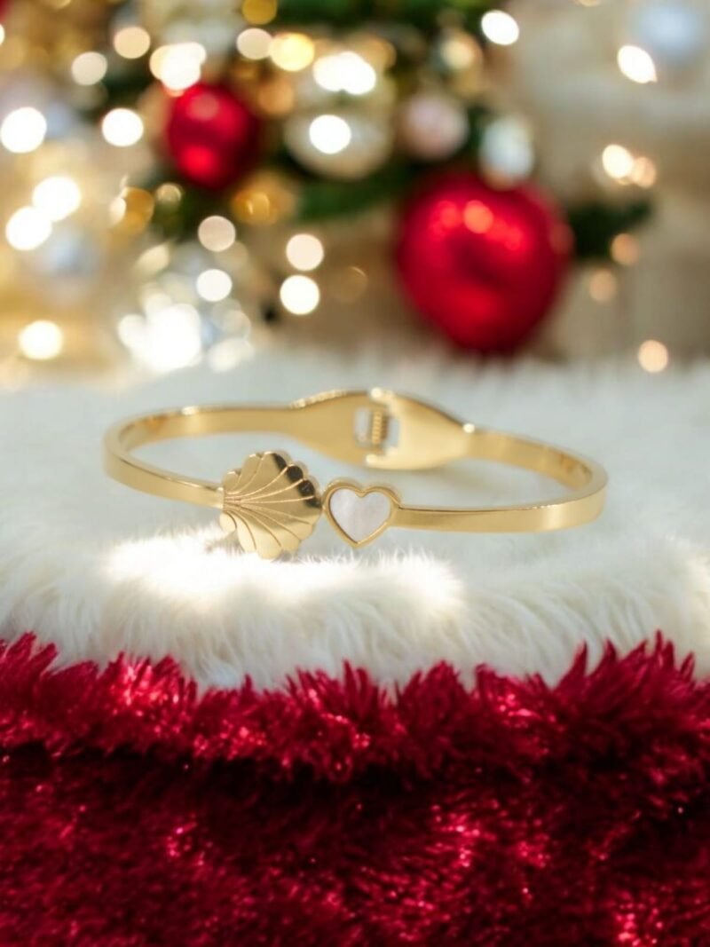 Shell & Heart Charm Bracelet – Anti-Tarnish Golden Love