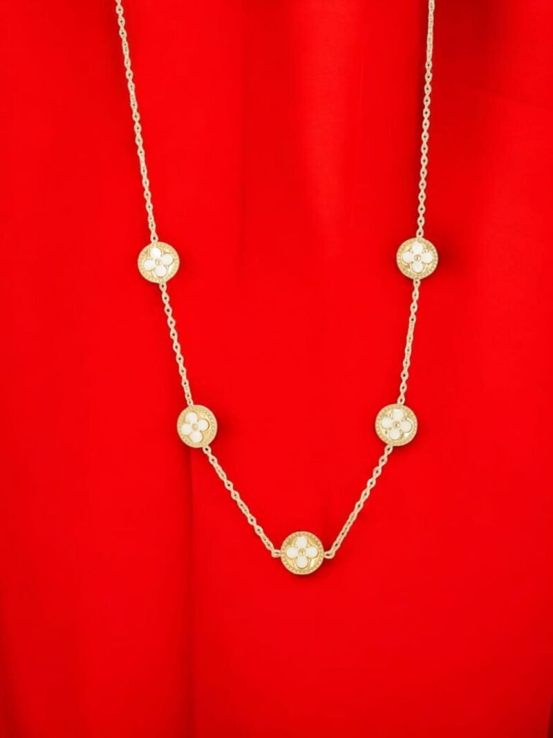 Reversible Clover Medallion Chain – Black & White Dual Look