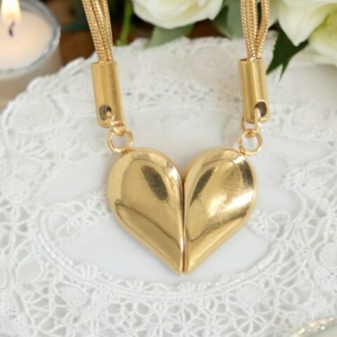 Magnetic Heart Pendant – Gold-Plated Dual Charm Necklace