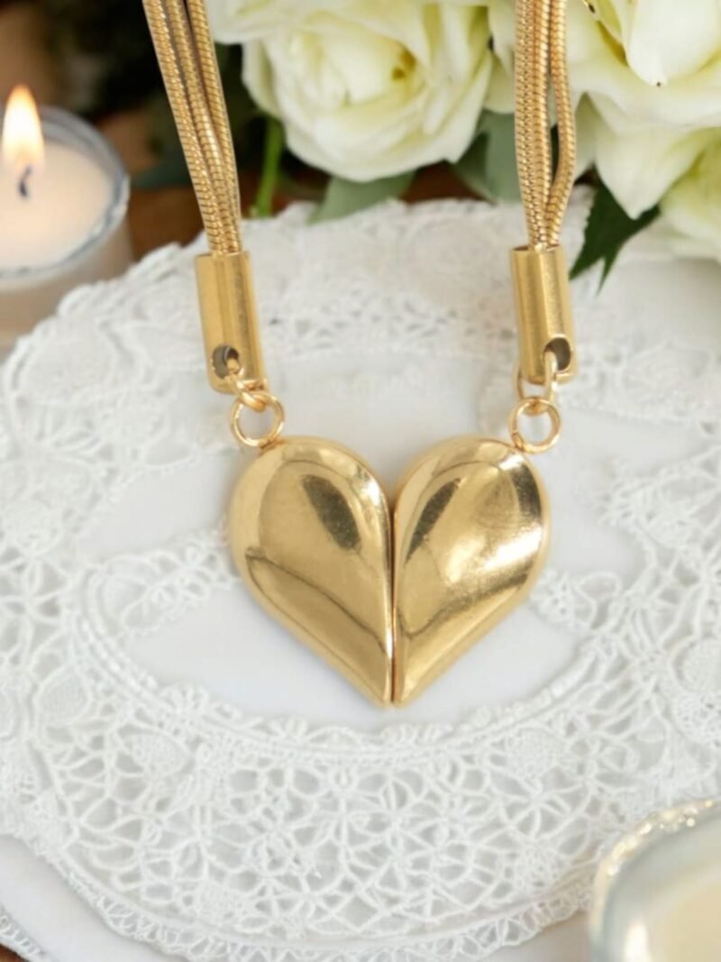 Magnetic Heart Pendant – Gold-Plated Dual Charm Necklace