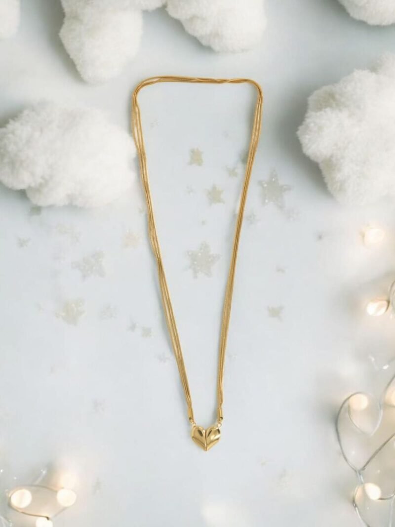 Magnetic Heart Pendant – Gold-Plated Dual Charm Necklace - Image 2