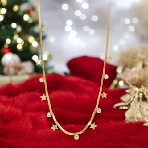 Twinkle Star Chain – Sparkling Crystal Accents