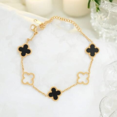 Black & White Clover Charm Bracelet