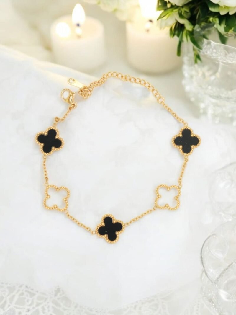 Black & White Clover Charm Bracelet