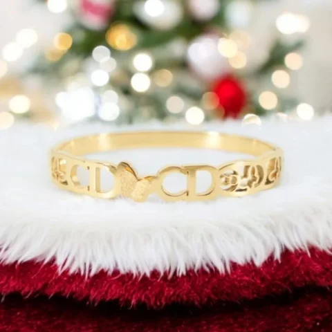 Butterfly Charm Initial Bracelet – Anti-Tarnish Gold Finish