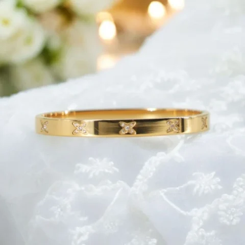 Golden Flutters Bracelet – Crystal Butterfly Band Design