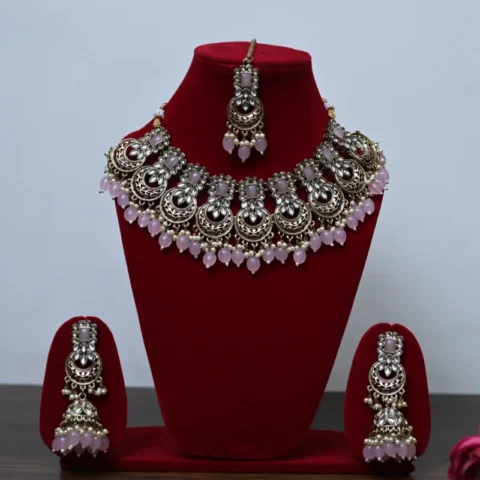 Gulabi Chand Chandbali Necklace