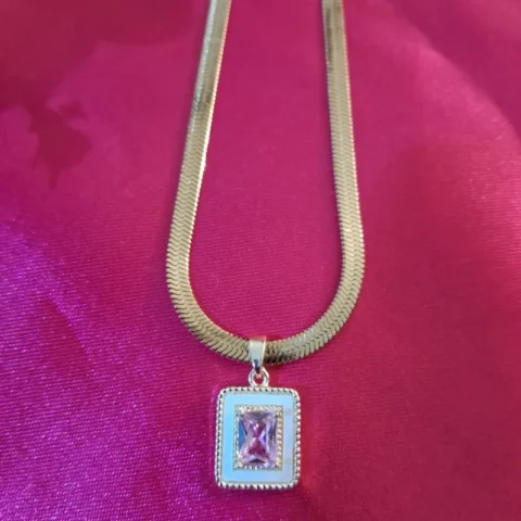 Gulshan-e-Gulabi Chain