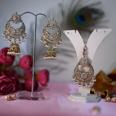 Maharani Noor White Chandbalis Jhumkis with Tikka - Artificial Ear Rings