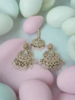 Gulabi Shabnam – Silver Pearl Bridal Earrings & Maang Tikka Set - Image 2