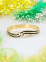 Twilight Wave Elegance – Golden Enamel Crystal Twist Bracelet - Image 3