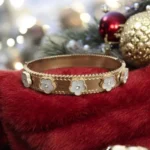 Golden Vintage Bloom – Enamel Floral Charm Bracelet